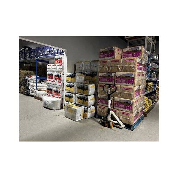 Worm pallets